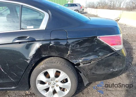 2010 Honda Accord 2.4 Ex z USA, uszkodzony, nr VIN 1HGCP2F70AA017452